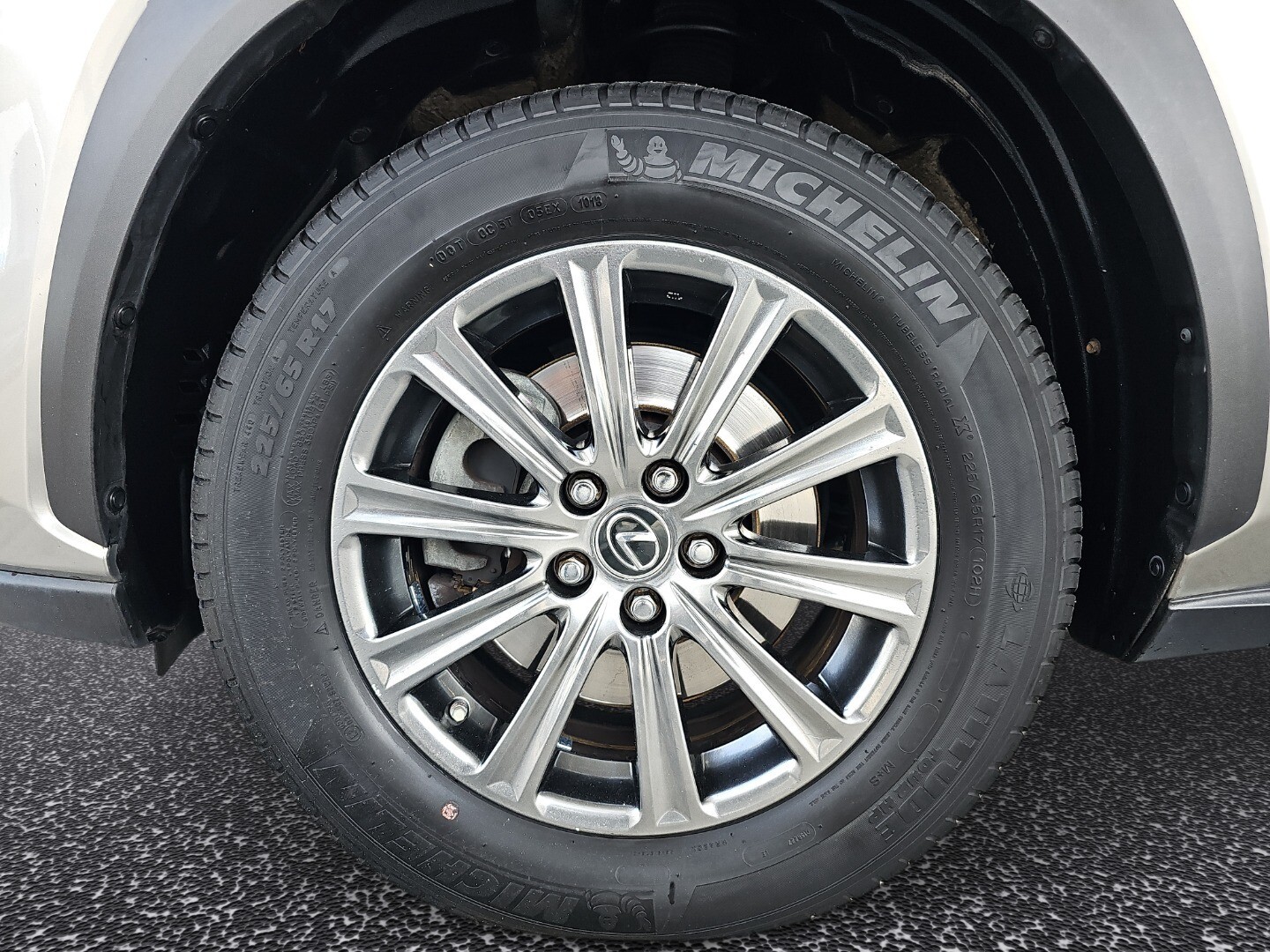 Lexus NX