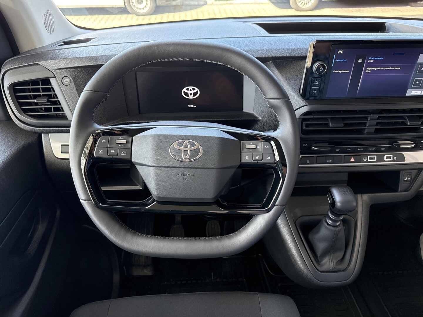Toyota PROACE