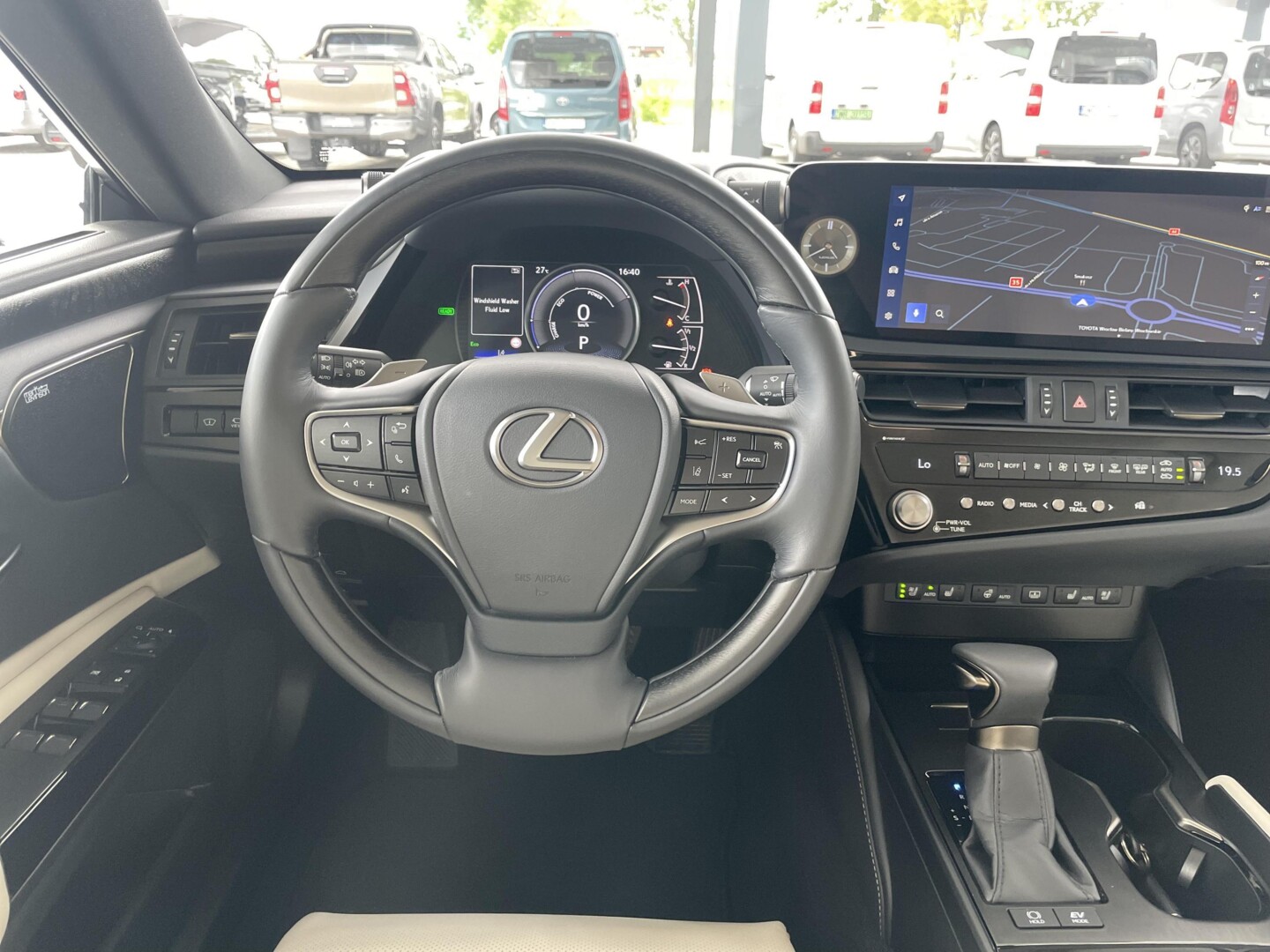 Lexus ES