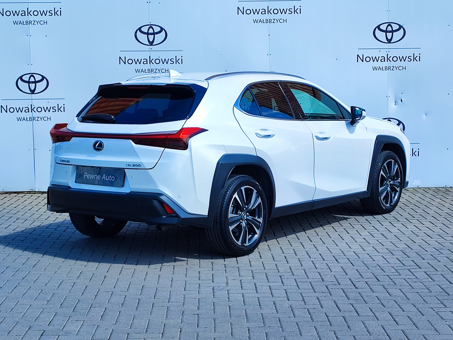 Lexus UX